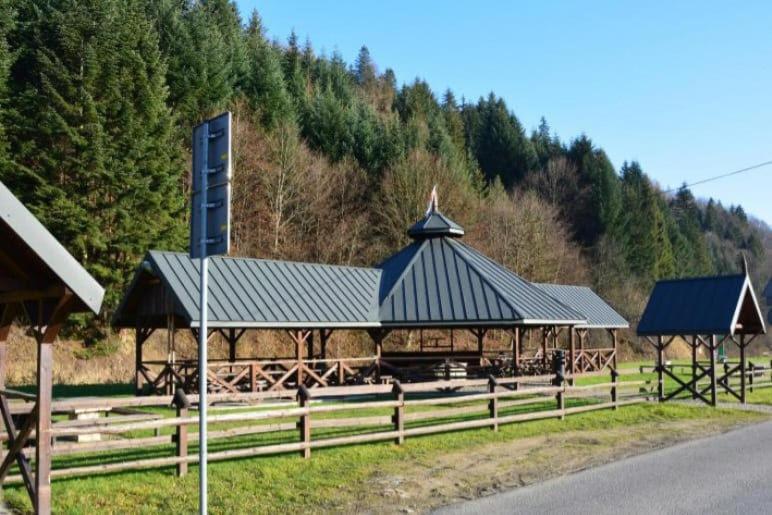 Pokoje Goscinne U Faronow Muszyna Exterior photo